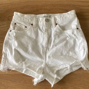 Abercrombie High Rise Mom Short - Curve Love